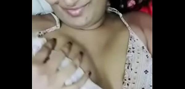  Swathi naidu sexy selfie body show on bed